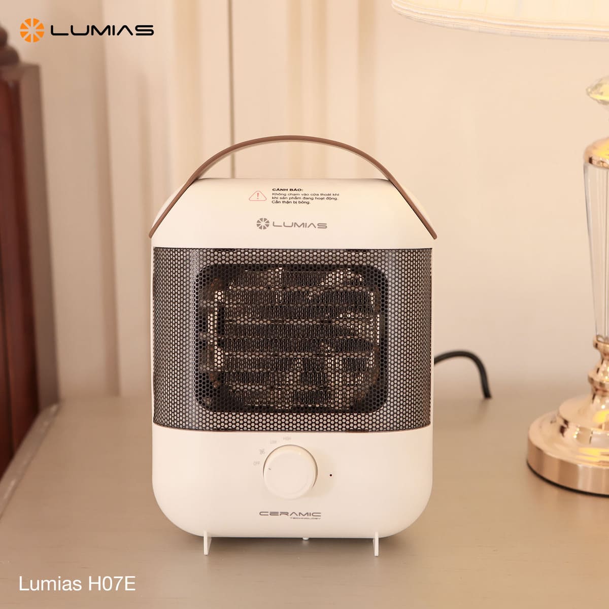 Máy sưởi gốm Lumias H07e thiết kế nhỏ gọn